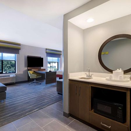 Hampton Inn & Suites Marina Dış mekan fotoğraf