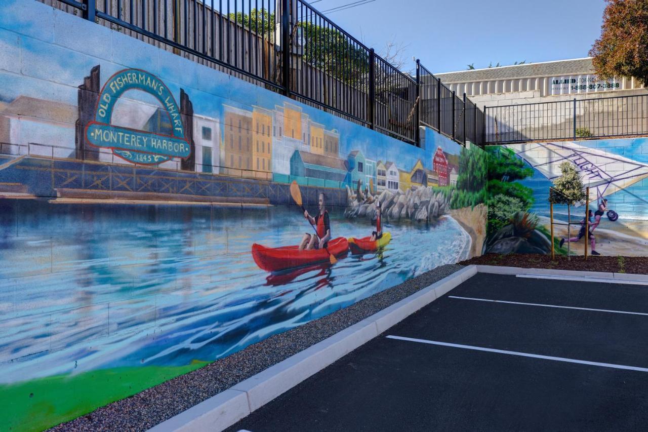 Hampton Inn & Suites Marina Dış mekan fotoğraf