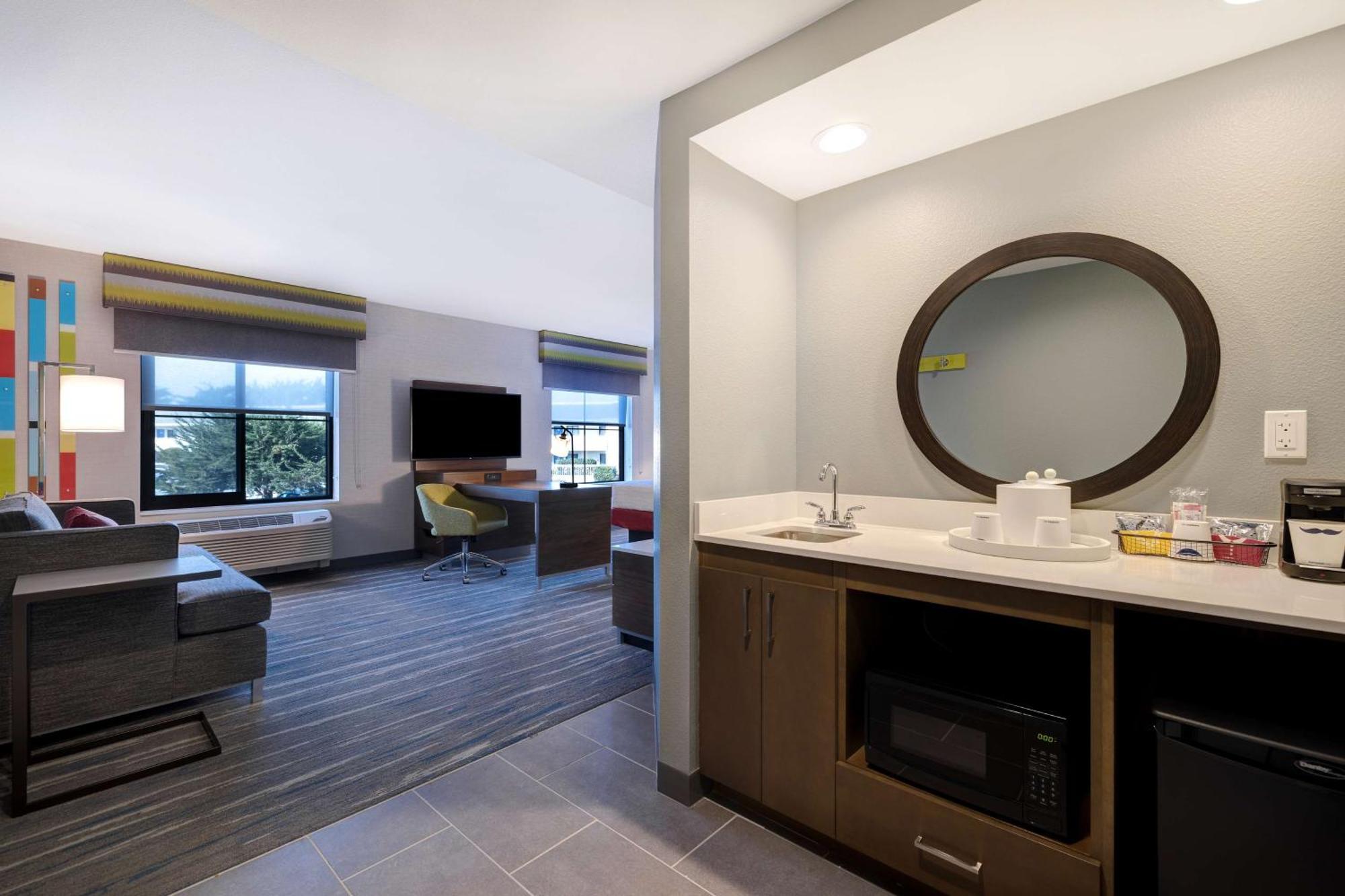 Hampton Inn & Suites Marina Dış mekan fotoğraf