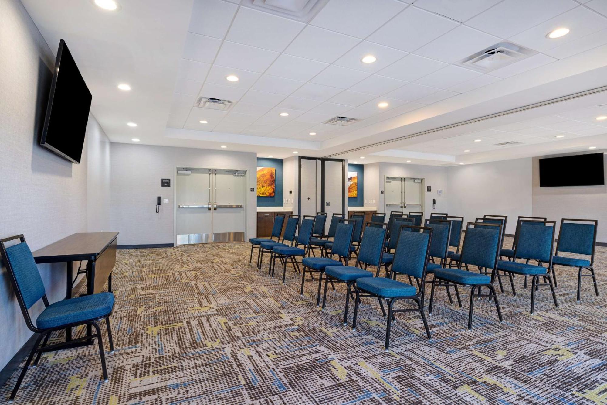 Hampton Inn & Suites Marina Dış mekan fotoğraf